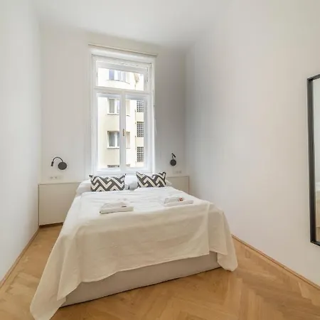Deluxe Apartment In Beliebter Lage I Levestate Viena Exterior foto