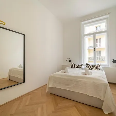 Deluxe Apartment In Beliebter Lage I Levestate Viena Exterior foto
